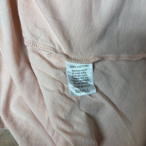 Fighting Eel Womens Graphic T-Shirt Size S Aloha Artsy Hawaiian Floral Love - Picture 5 of 9